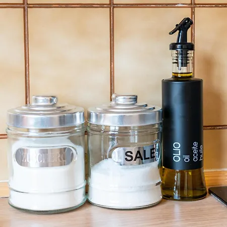 アパート 2 Pieces - 4 Personnes - Entierement Equipe Et Idealement Situe Proche Toutes Commodites *