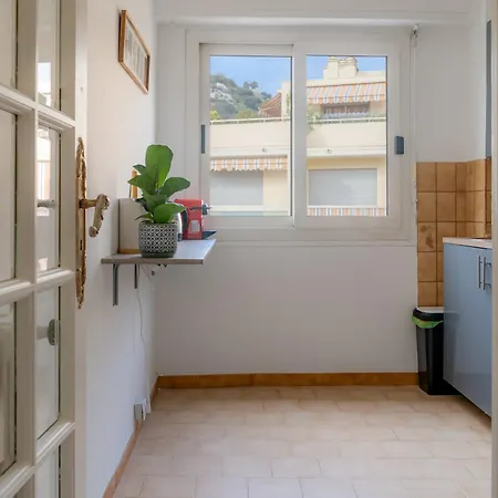 2 Pieces - 4 Personnes - Entierement Equipe Et Idealement Situe Proche Toutes Commodites Ментона