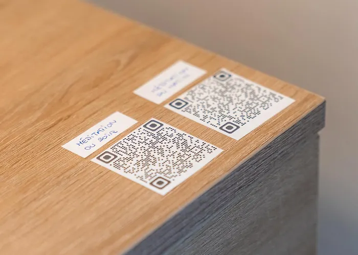 2 Pieces - 4 Personnes - Entierement Equipe Et Idealement Situe Proche Toutes Commodites Apartment