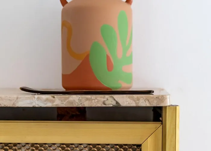 2 Pièces - 4 Personnes - Entièrement équipé Et Idéalement Situé Proche Toutes Commodités Apartamento Menton